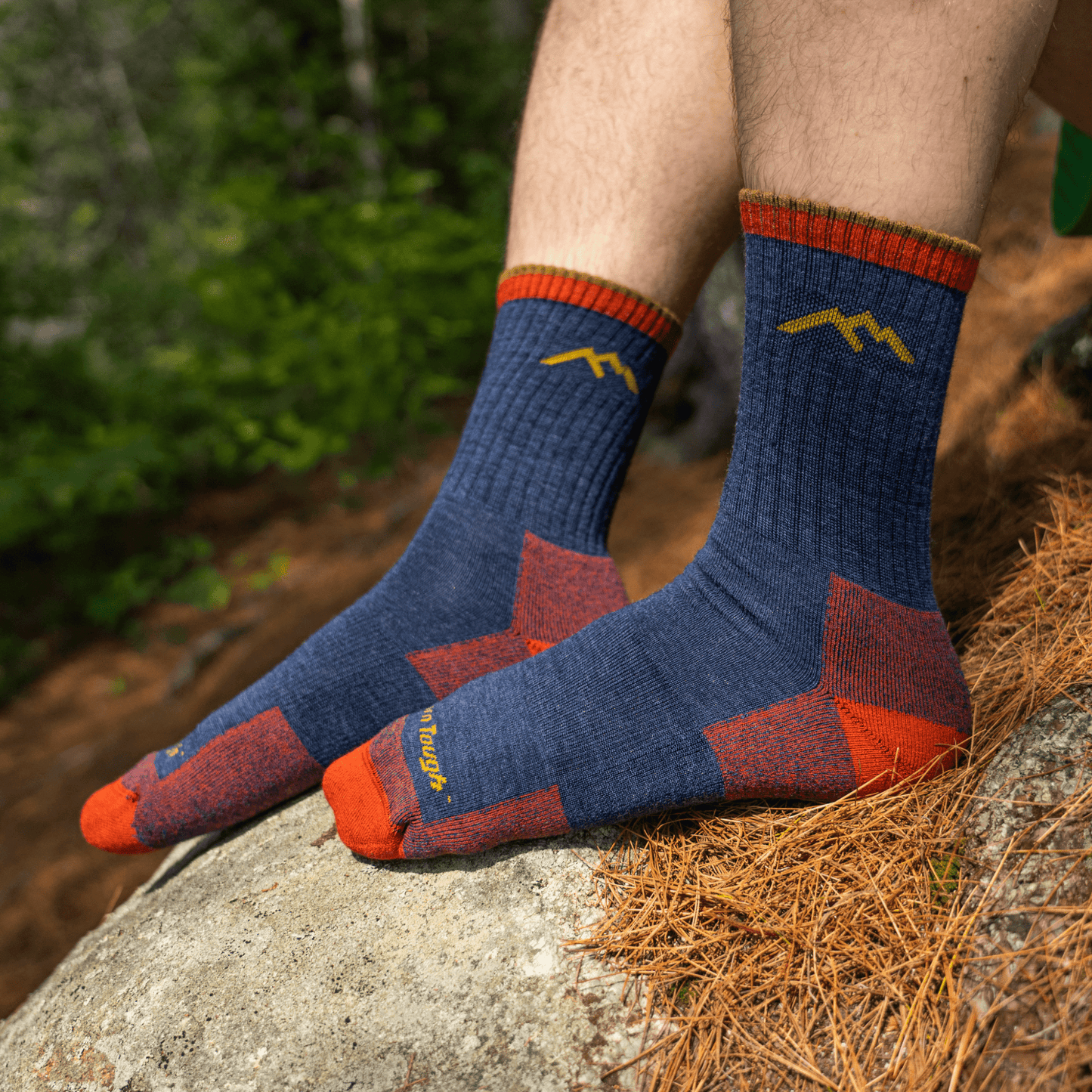 Darn Tough Men's Hiker Micro Crew Midweight with Cushion Socks - Denim